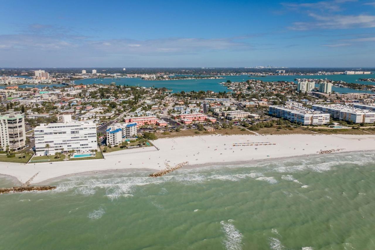 Upham Beach Inn Сант Пит Бич Экстерьер фото